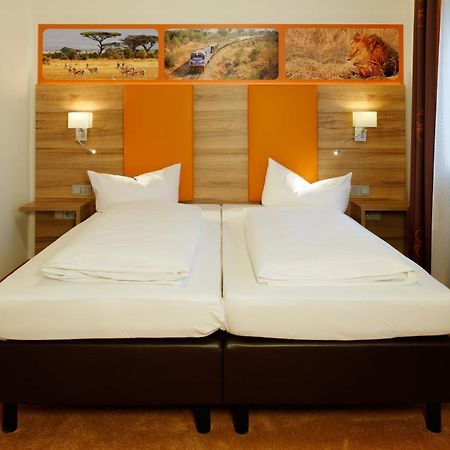 Hotel Zur Post Leipheim Esterno foto