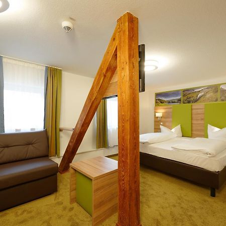 Hotel Zur Post Leipheim Esterno foto